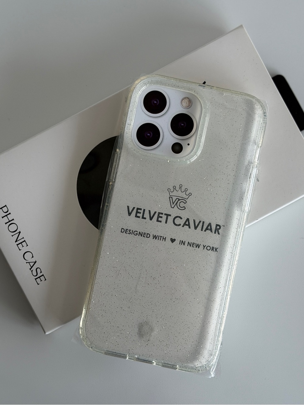 NWT Velvet Caviar Stardust Glitter iPhone 14 Pro Max Case - White/Silver